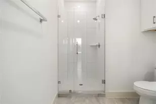 5629 Malmedy Rd, Houston, TX 77033 - Photo 20