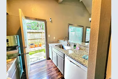 14018 Panhandle Drive, Sugar Land, TX 77498 - Photo 42