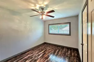 14018 Panhandle Dr, Sugar Land, TX 77498 - Photo 30