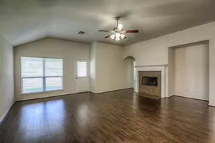 2627 Silky Ct, Katy, TX 77449 - Photo 6