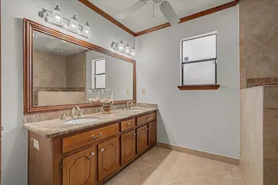 7807 Beaver Lake Court, Humble, TX 77346 - Photo 26