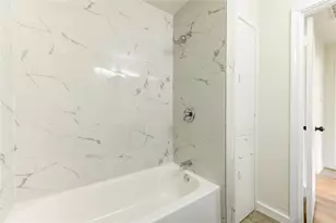 4914 Pershing St, Houston, TX 77033 - Photo 22