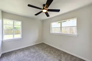 4914 Pershing St, Houston, TX 77033 - Photo 34