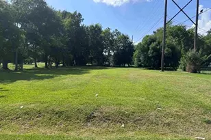 2411 13th St, Port Arthur, TX 77640 - Photo 1