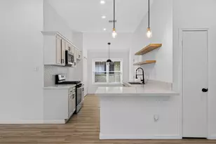 17006 Enchanted Cir E, Sugar Land, TX 77498 - Photo 10