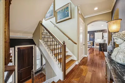 36 Elderwood Drive, Houston, TX 77058 - Photo 8