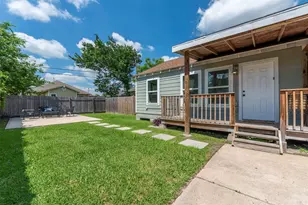 1121 Panama St, Houston, TX 77009 - Photo 1