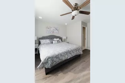 3314 Kleinmann Avenue, Galveston, TX 77551 - Photo 8