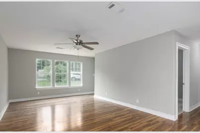 512 N Inwood Drive, Bridge City, TX 77611 - Photo 4