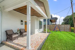 1207 Tabor St, Houston, TX 77009 - Photo 2
