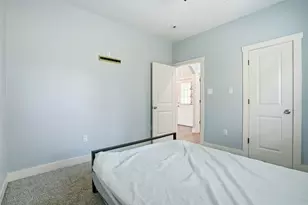 9319 Seeker St, Houston, TX 77028 - Photo 10