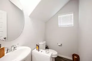 5527 Cuerta St, Houston, TX 77023 - Photo 8