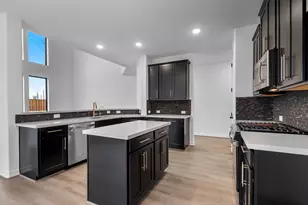 3001 Bluffton Hl Ct, League City, TX 77573 - Photo 4