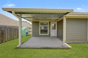 111 Enfield Ct, Huntsville, TX 77320 - Photo 16