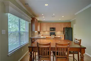 174 Spindle Tree Circle, The Woodlands, TX 77382 - Photo 12