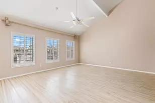 27 N Flamingo St, La Marque, TX 77568 - Photo 4