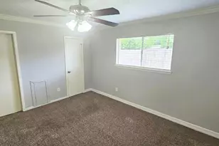 9526 Golden Wood Ln, Houston, TX 77086 - Photo 16