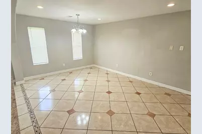 9526 Golden Wood Lane, Houston, TX 77086 - Photo 6