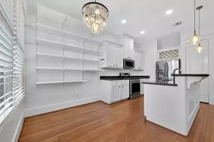 1042 W 25th St, Houston, TX 77008 - Photo 34