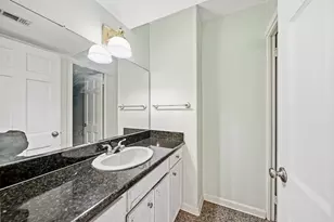 11730 Denise Dr, Houston, TX 77024 - Photo 34