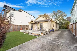 1106 Northwood St, Houston, TX 77009 - Photo 16