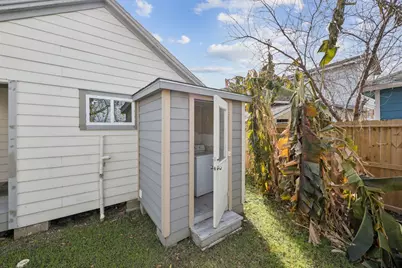 7019 Bonham Street, Houston, TX 77020 - Photo 14