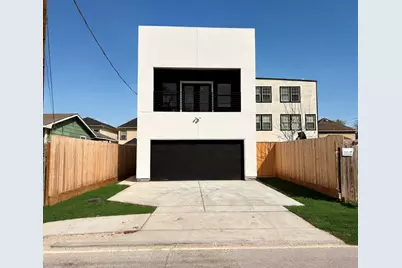 5014 Creekmont Drive, Houston, TX 77091 - Photo 2