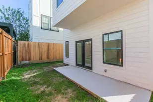 5014 Creekmont Dr, Houston, TX 77091 - Photo 10