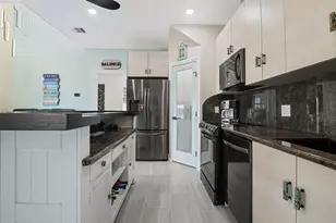 8029 Beluche Dr, Galveston, TX 77551 - Photo 14