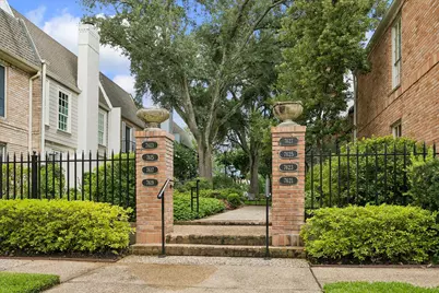 7615 Del Monte Drive, Houston, TX 77063 - Photo 2
