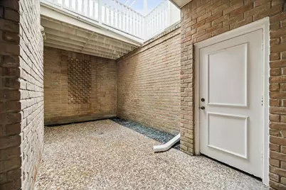 7615 Del Monte Drive, Houston, TX 77063 - Photo 28
