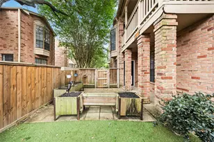 2255 Braeswood Park Dr, Houston, TX 77030 - Photo 14