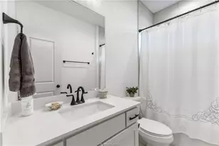 1614 Briscoe Manor Ct, College Station, TX 77845 - Photo 6