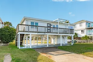 7204 Ave N 1/2, Galveston, TX 77551 - Photo 12