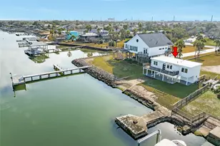 7204 Ave N 1/2, Galveston, TX 77551 - Photo 6