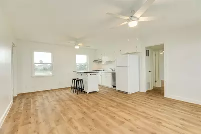 7204 Avenue N 1/2, Galveston, TX 77551 - Photo 26