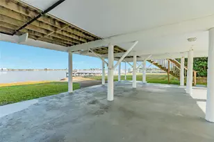 7204 Ave N 1/2, Galveston, TX 77551 - Photo 22