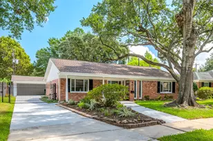9019 Kapri Ln, Houston, TX 77025 - Photo 1
