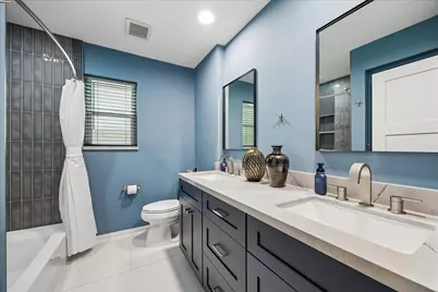 10619 Bordley Drive, Houston, TX 77042 - Photo 14