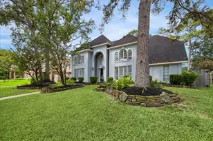 5911 Garden Hollow Ct, Houston, TX 77345 - Photo 6