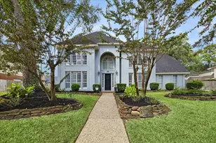 5911 Garden Hollow Ct, Houston, TX 77345 - Photo 1
