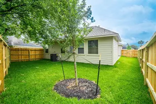 137 Snug Harbor Dr, Conroe, TX 77356 - Photo 20