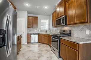 137 Snug Harbor Dr, Conroe, TX 77356 - Photo 6