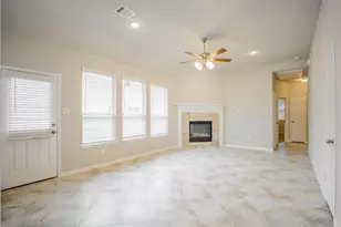 137 Snug Harbor Dr, Conroe, TX 77356 - Photo 4