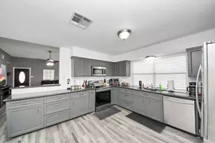 11031 Kirkmead Dr, Houston, TX 77089 - Photo 8