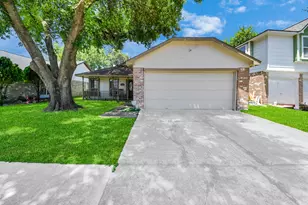 11031 Kirkmead Dr, Houston, TX 77089 - Photo 1