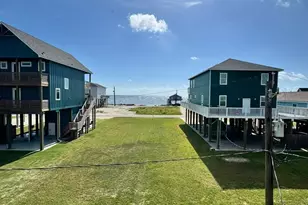 13014 Buccaneer Pkwy, Freeport, TX 77541 - Photo 14