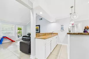 11419 Blackhawk Blvd, Houston, TX 77089 - Photo 18