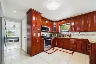 11419 Blackhawk Blvd, Houston, TX 77089 - Photo 16