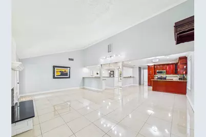 11419 Blackhawk Boulevard, Houston, TX 77089 - Photo 20